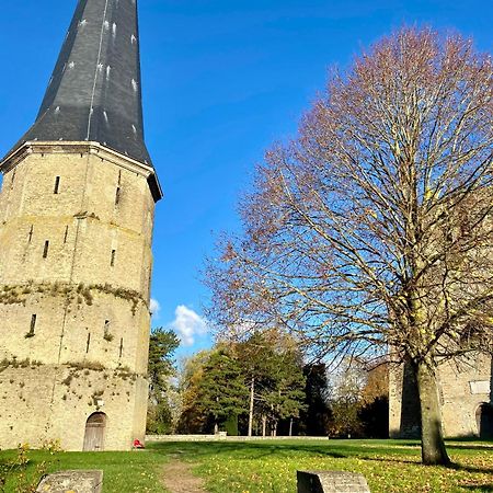 Gite De La Tour Carree Bergues Buitenkant foto